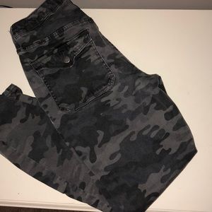 Gray Camo Mossimo Jegging - High Rise